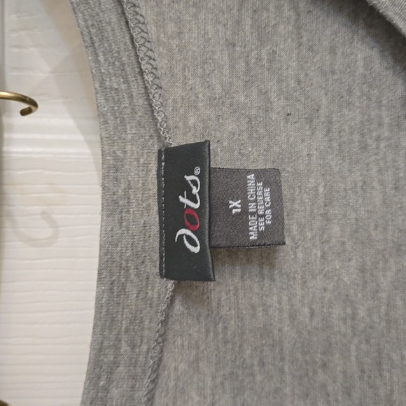 3 for $20☢️Shirt,tee,long sleeve,butterfly,grey,black,fancy back - Picture 2 of 9